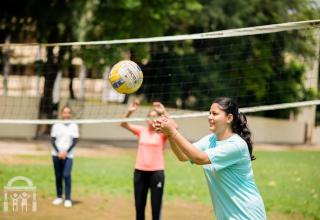 student-volleyball-gn-college-nursing-dhahan-kaleran-watermark