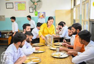 serving-meals-table-male-nursing-students-watermark